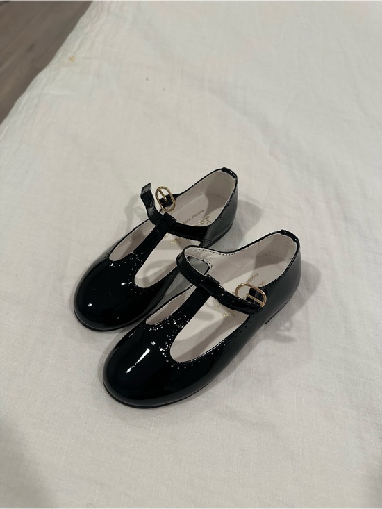 La Coqueta Other - La Coqueta Black Patent T-Strap Kids Dress Shoes